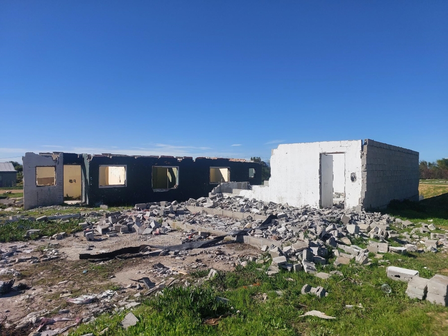 0 Bedroom Property for Sale in Chatsworth Western Cape